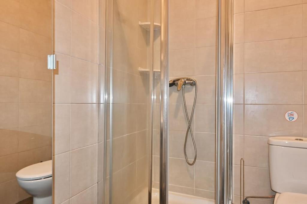 For You Rentals Encantador Apartamento Temporal Madrid Centro Vld13 Bagian luar foto